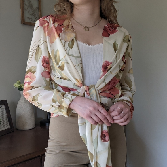 Vintage Rose Dress with Shawl - Picture 2 of 9